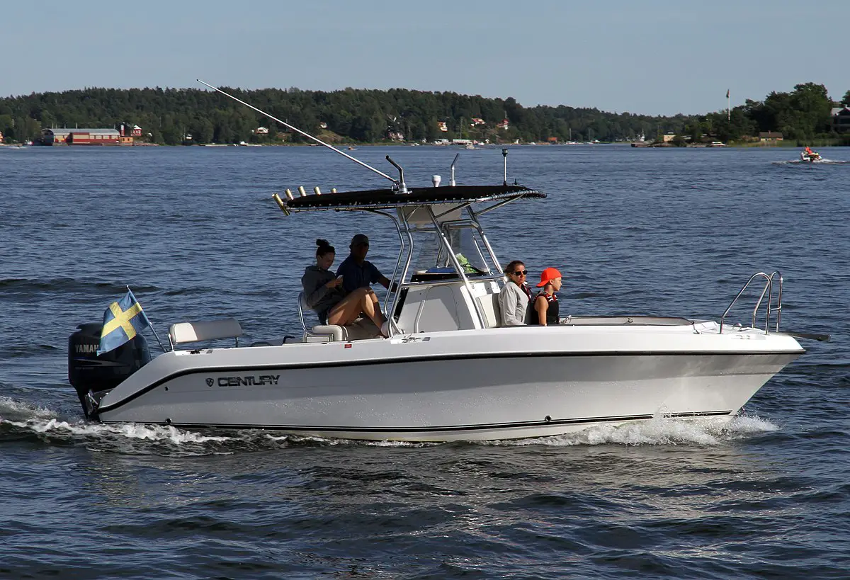 What Makes a Cuddy Cabin Different from Other Boats » Cuddy and Cruiser